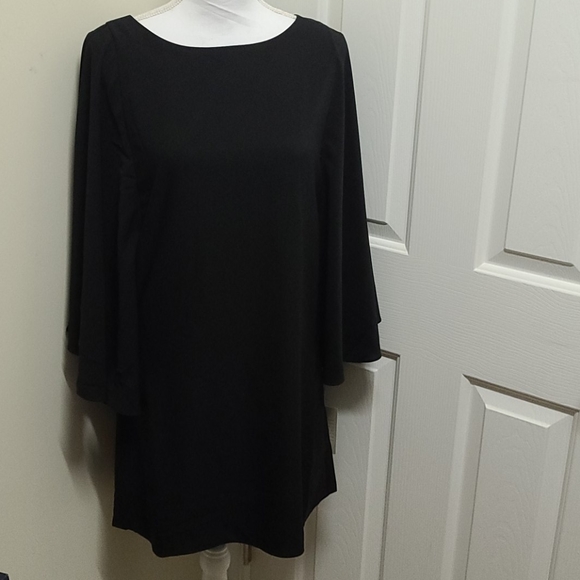 NWT Womens Chelsea 28 Butterfly Sleeve Shift Dress - Picture 1 of 4